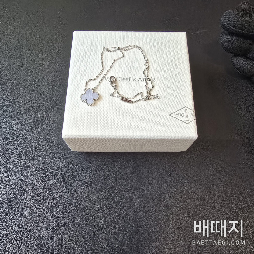 반클리프앤아펠 목걸이 63892 Van Cleef & Arpels Necklace / 사이즈: 45cm