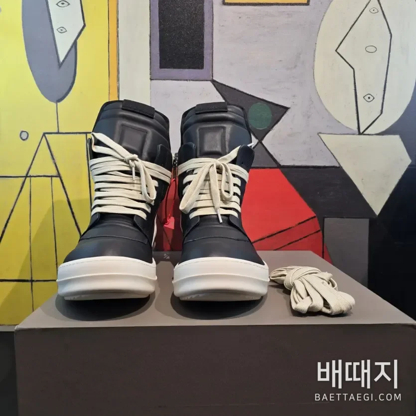 릭오웬스 역삼각형 디자인 신발 38056