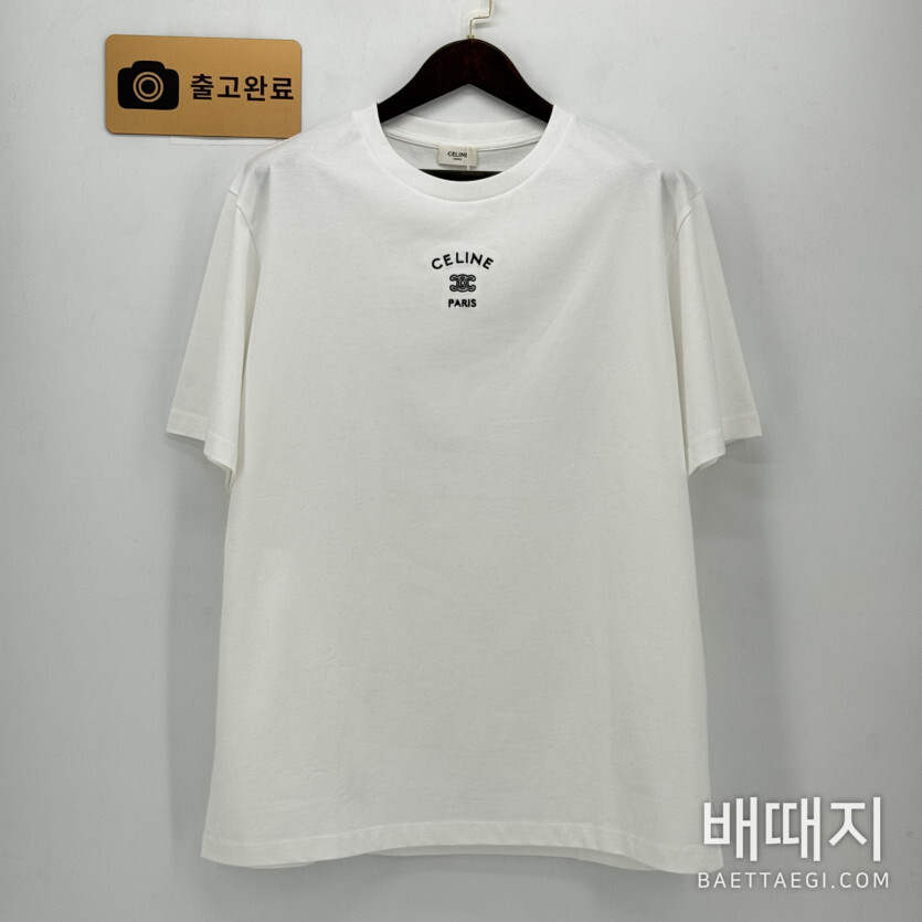 셀린느 반팔