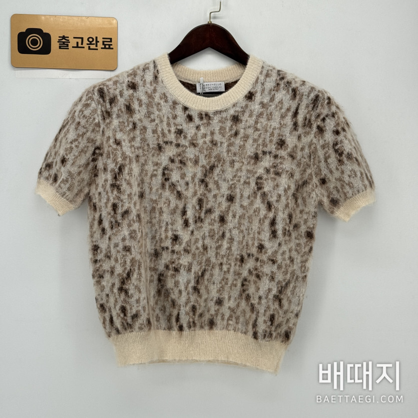 브루넬로쿠치넬리 오오야마네코 무늬 울 반팔 니트 157120