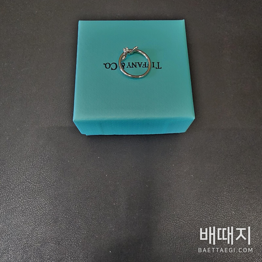 티파니 CNC 하프 다이아몬드 T 노트 반지 71176