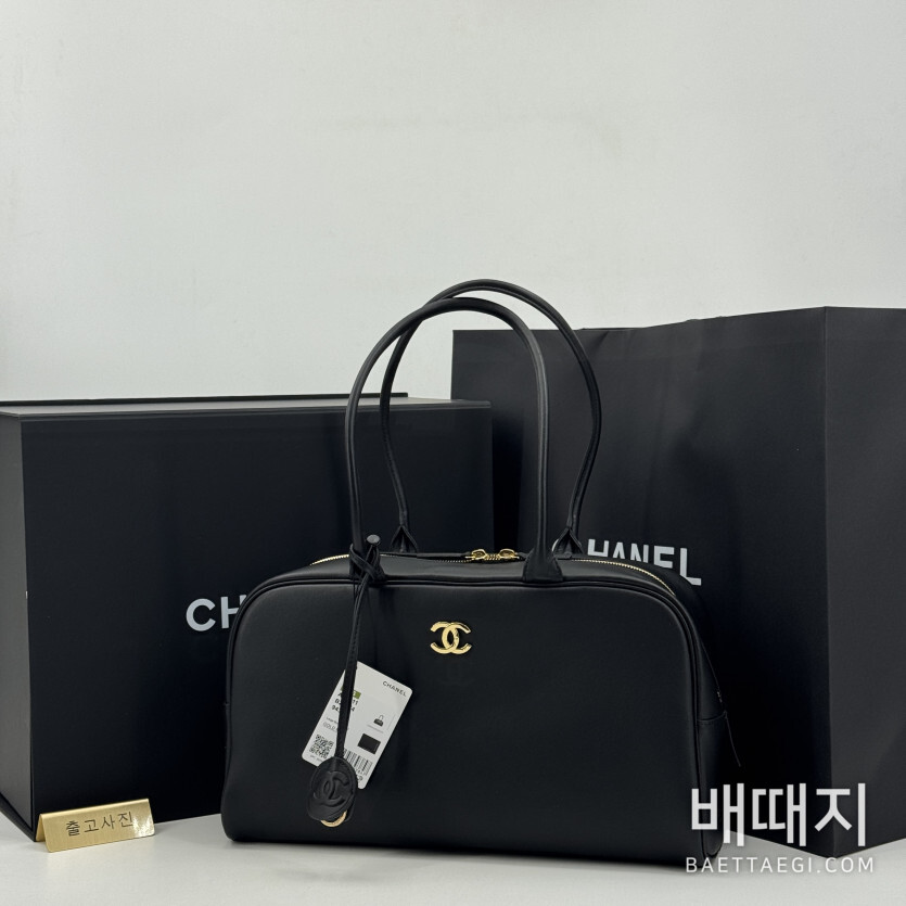 샤넬 볼링백 26ss