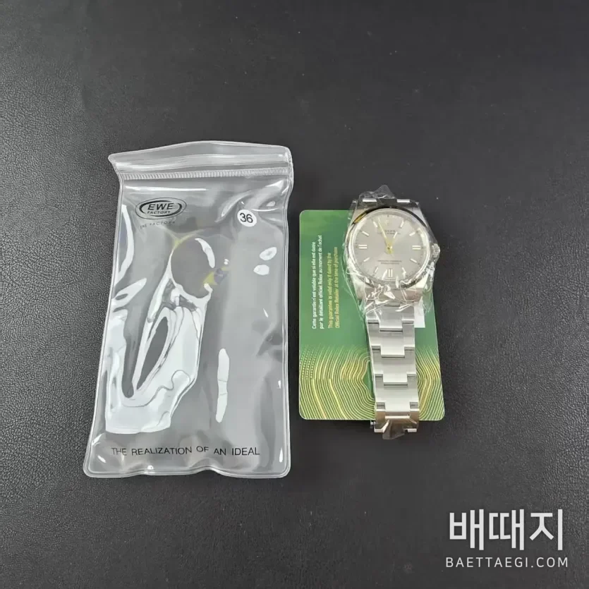 롤렉스 오이스터 퍼페추얼 36 실버 다이얼 EWE공장