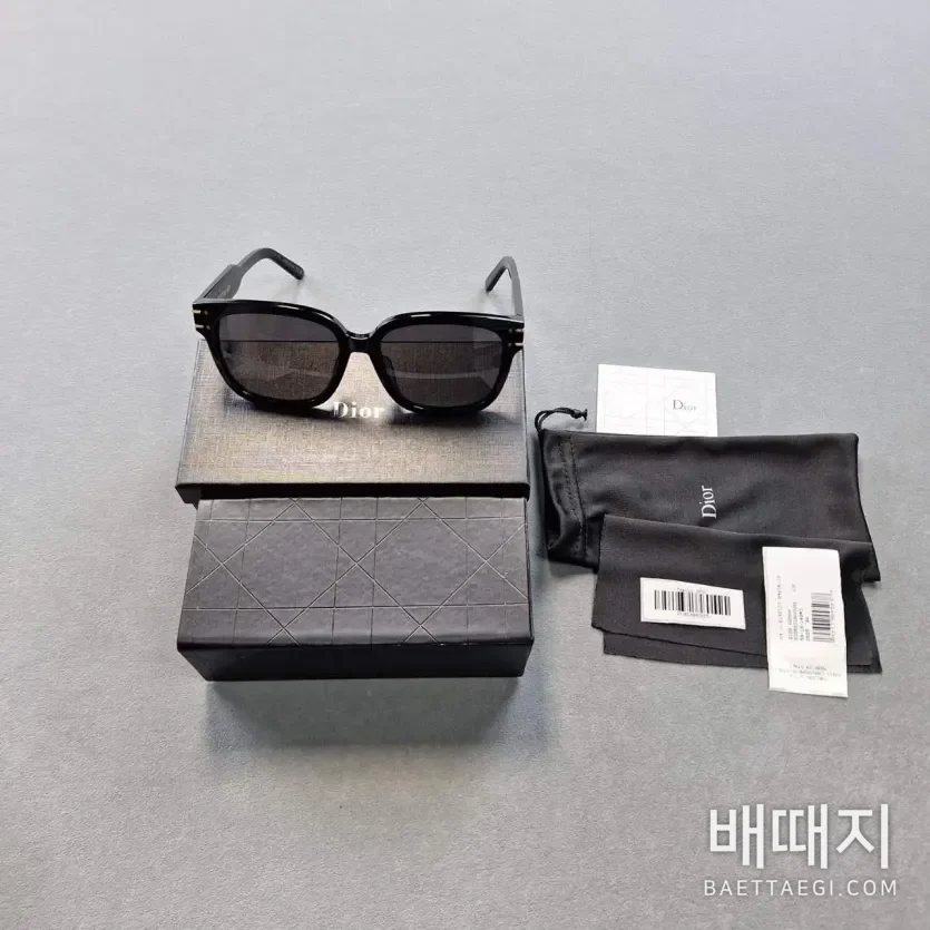 디올 선글라스