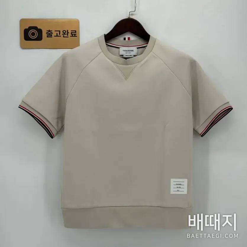 톰브라운 남성 반팔 50244 Thom Browne T Shirt / 색상: 오트밀 / 사이즈: 사이즈5