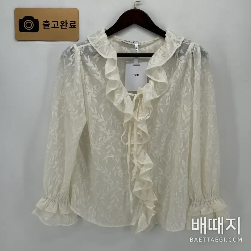 디올 프릴 디테일 브이넥 여성 셔츠 92207