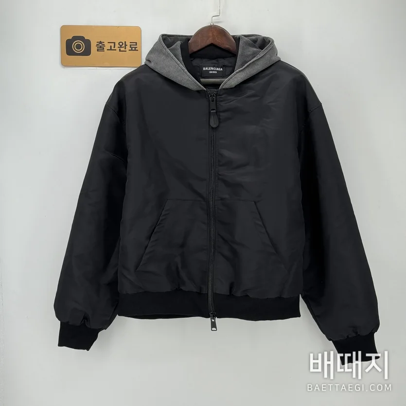 발렌시아가 더블 링 자수 후드 코튼 자켓 / 사이즈: L