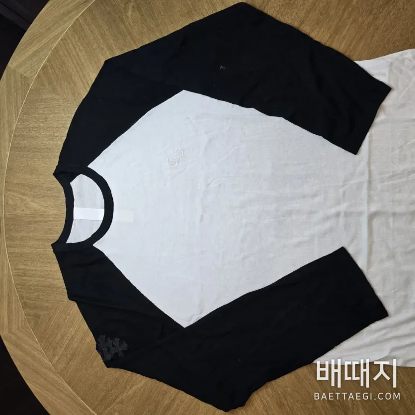 크롬하츠 크로스 스트랩 가죽 래글런 긴팔 티셔츠 129689