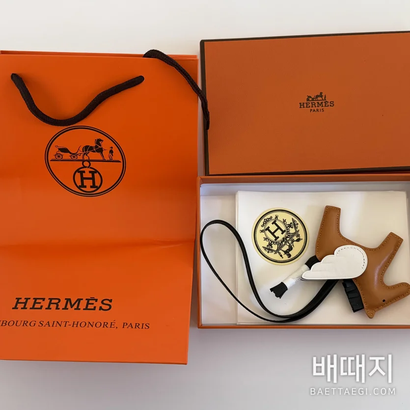 에르메스 페가수스 참 키링 155756