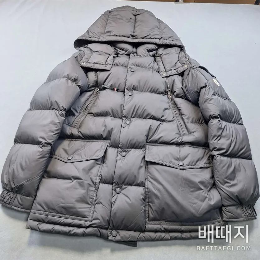 몽클레르 남성 화이트덕다운 패딩 198694