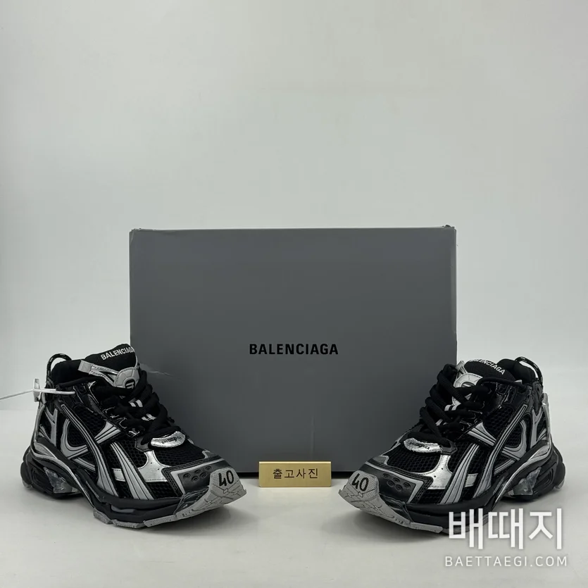 발렌시아가 러너 스니커즈 청키 187598