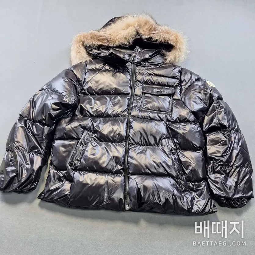 몽클레르 경량 나일론 다운 점퍼 키즈 자켓 181637