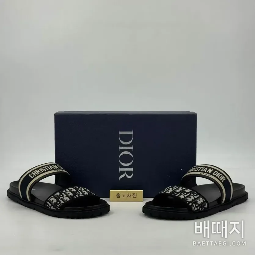 디올 캐주얼 남성용 가죽 슬리퍼 152103