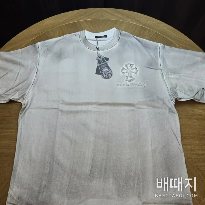 크롬하츠 자수 데미지 남성 반팔 티셔츠 K229