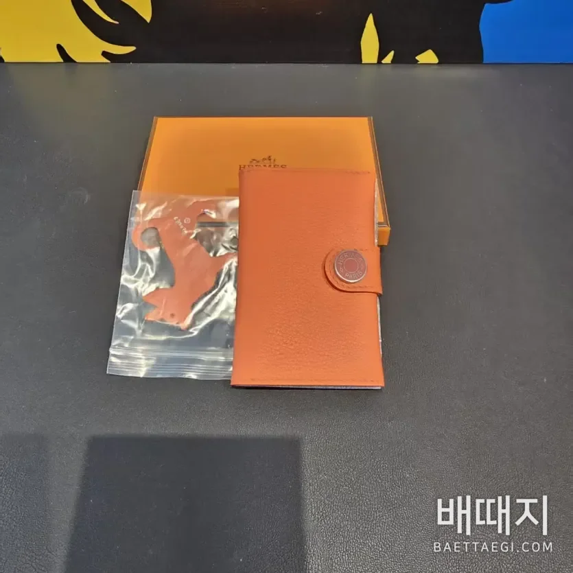 에르메스 RMS 에버컬러 가죽 카드 홀더 지갑 39692