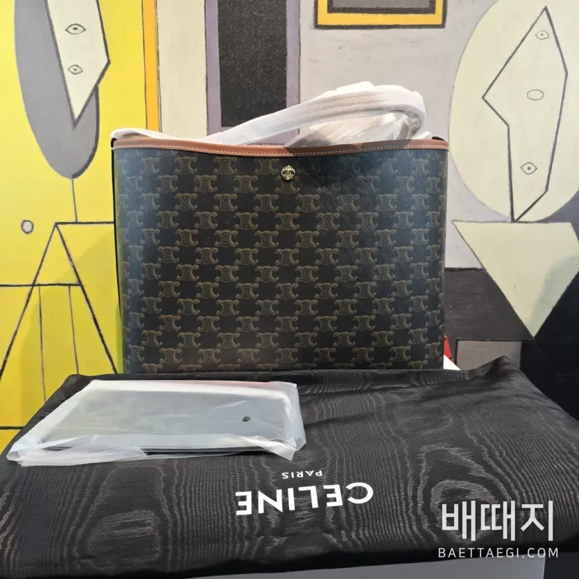 셀린느 모노그램 소가죽 백팩 86231