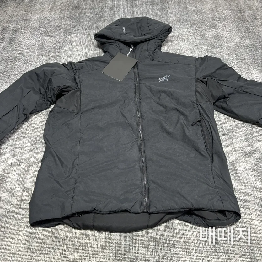 아크테릭스 [TZ] 아톰 LT 후디 2.0 블랙 200179 Arc'teryx Atom LT Hoodie 2.0 / 사이즈: M