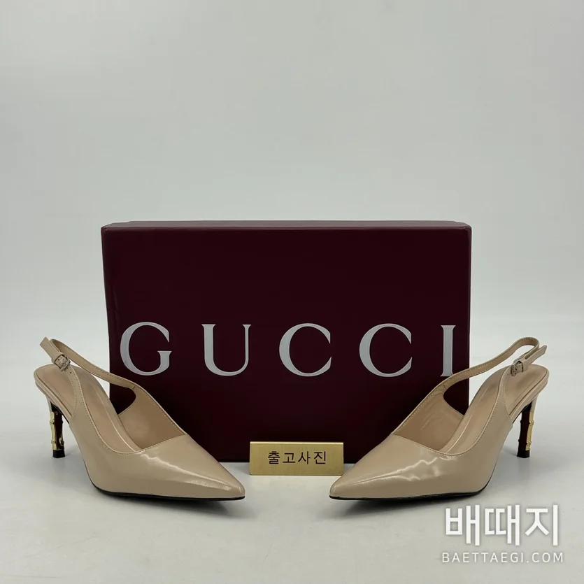 구찌 베이지 에나멜 슬링백 펌프스 힐