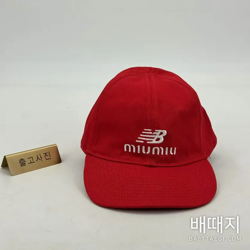 미우미우 자수 로고 베이스볼 캡 119550
