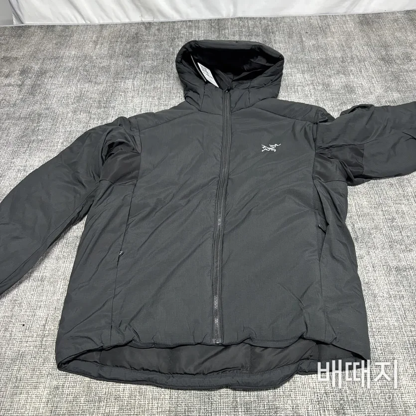 아크테릭스 [TZ] 아톰 LT 후디 2.0 블랙 200179 Arc'teryx Atom LT Hoodie 2.0 / 사이즈: M