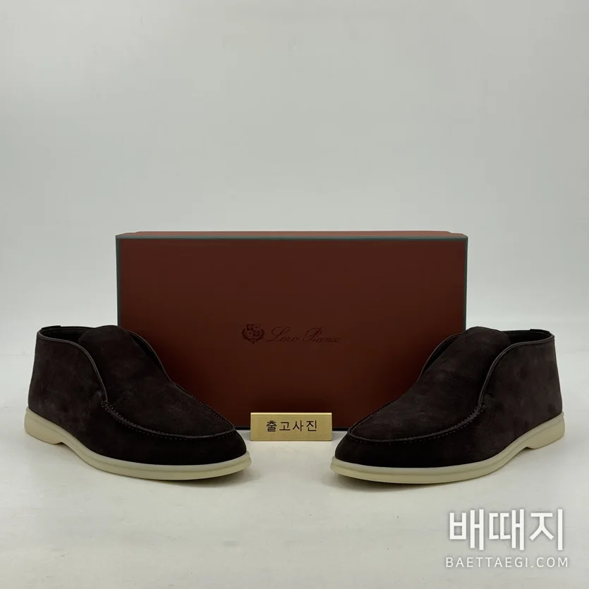 로로피아나 오픈 워크 로퍼 남성 스웨이드 숨겨진 고무 개구부 181930 / 사이즈: 265