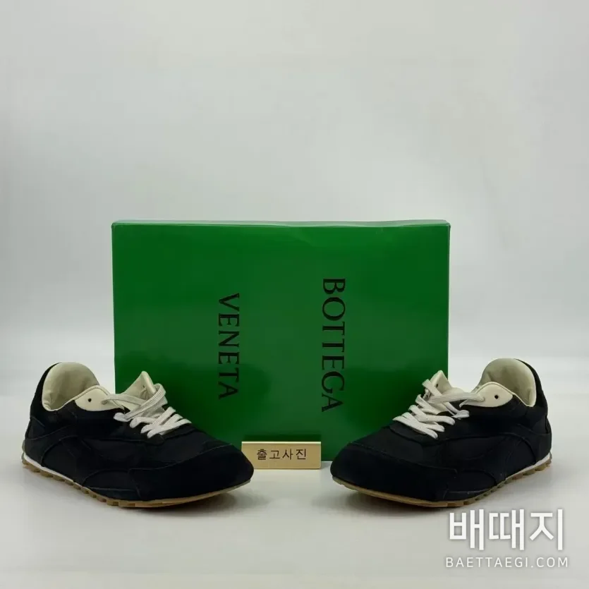 보테가베네타 스니커즈
