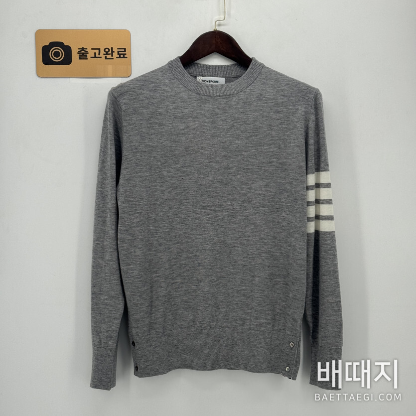 톰브라운 니트