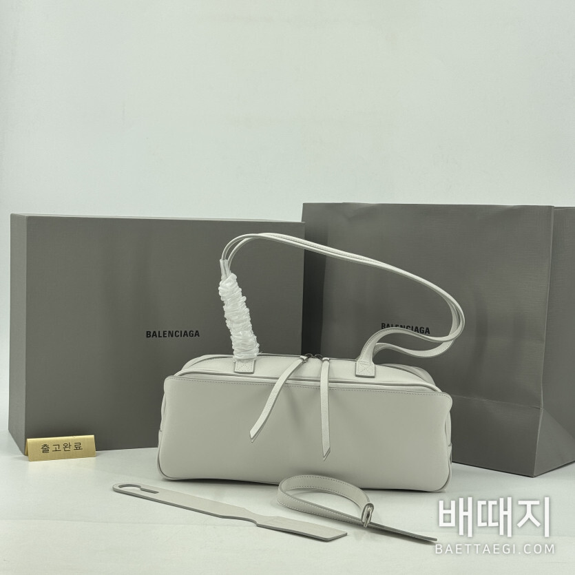 발렌시아가 볼링백