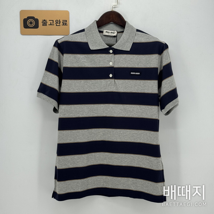 미우미우 반팔