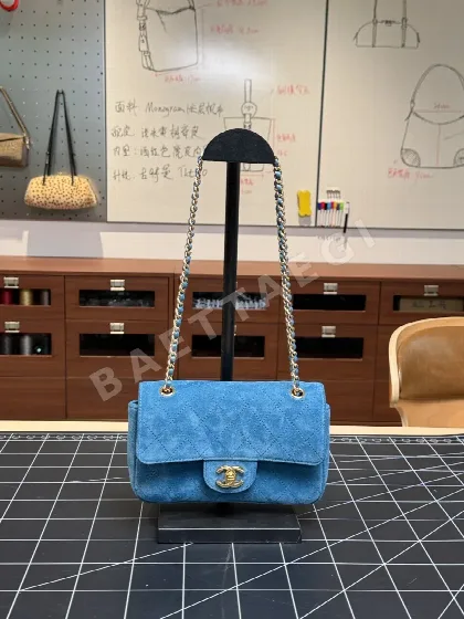 샤넬 디아블루 디아그레이 가방 AS6626