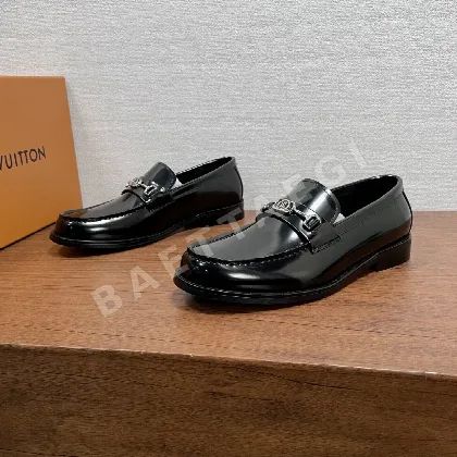 루이비통 메이저 로퍼 남성 가죽 LV 모노그램 스트랩 205422