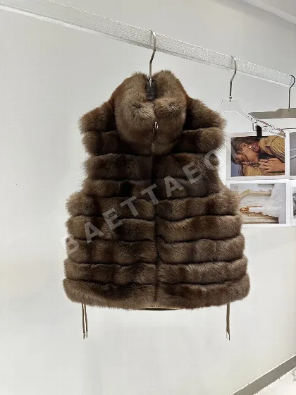 로로피아나 폭스퍼 여성 조끼 208544