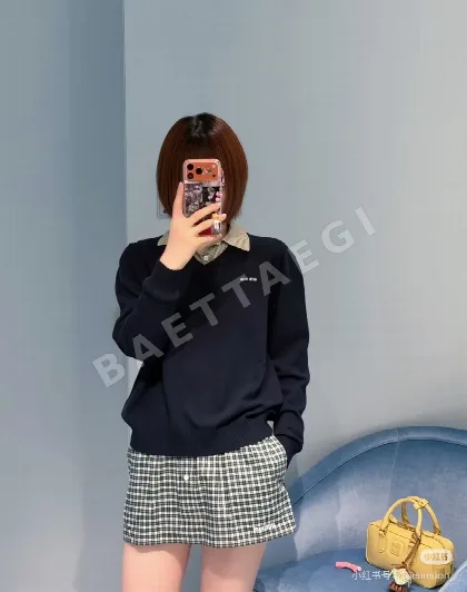 미우미우 페이크 투피스 카라 니트 탑 151823