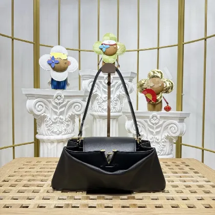 루이비통 캡시뉴 에디트 핸드백 M29959