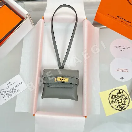 에르메스 켈리 가죽 키링 124238