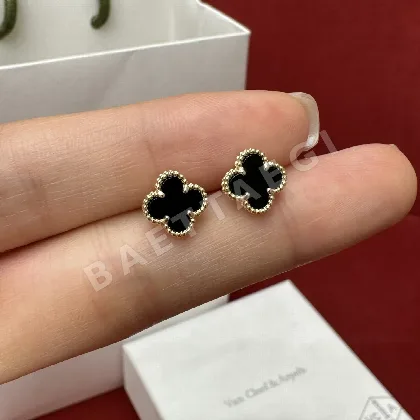 반클리프앤아펠 미니 네 잎 클로버 귀걸이 178549