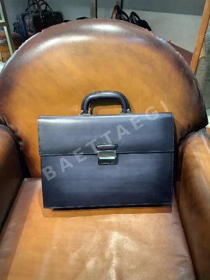 벨루티 브리프케이스 가방 159584