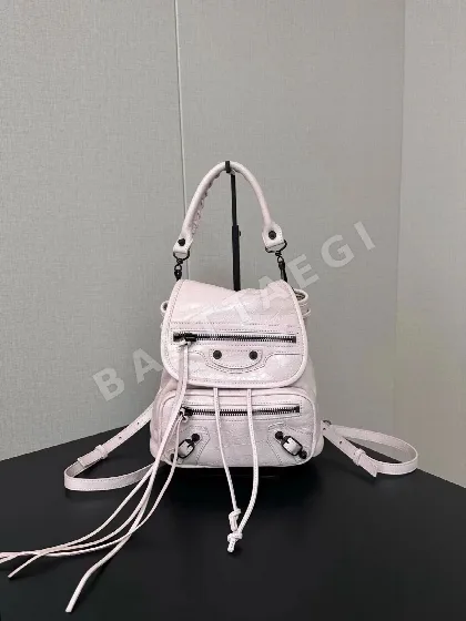 발렌시아가 Le City 램스킨 백팩 186664
