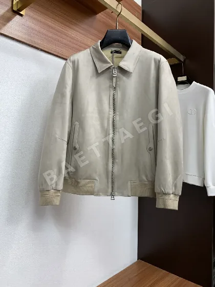 톰포드 스웨이드 소재 남성 다운 자켓 197639