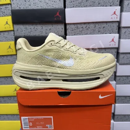 나이키 [5A] 보메로 프리미엄 IM8334-200 201786 Nike Vomero Premium