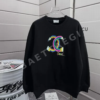 샤넬 더블 C 로고 크루넥 긴팔 스웨트셔츠 86819