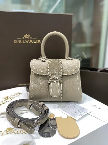 델보 브릴리언트 아우터심 양가죽 숄더백 20 CM 190793