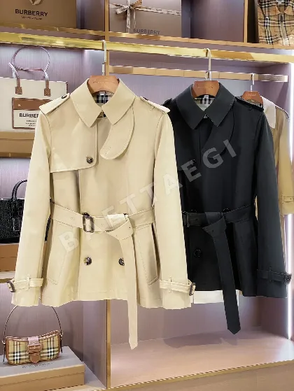 버버리 더블 브레스티드 숏 자켓 78221