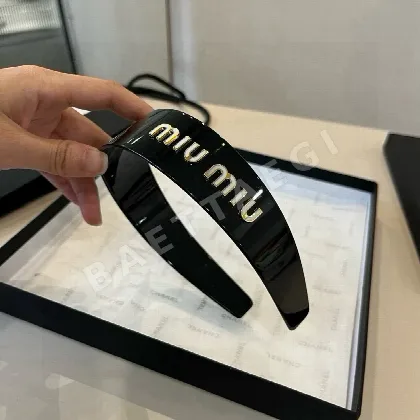 미우미우 아크릴 헤어밴드 183913