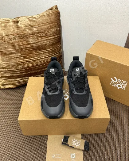 로에베 스니커즈 187641