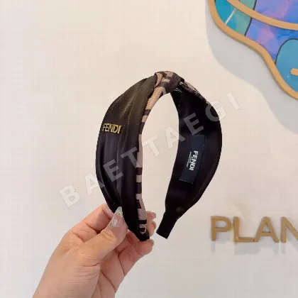 펜디 더블F 와이드 헤드밴드 헤어악세 185042