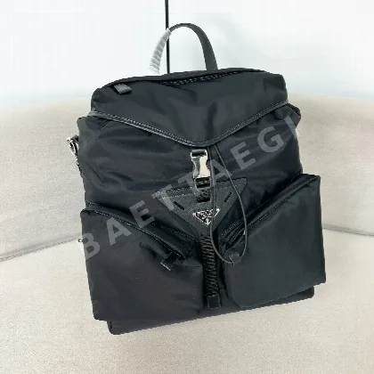 프라다 낙하산 나일론 남성용 백팩 2VZ108