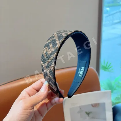 펜디 더블 F 로고 헤어밴드 184978