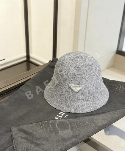 프라다 버킷햇 모자 84943