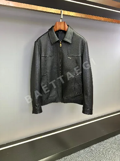 루이비통 LV 페블드 레더 라펠 보머 자켓 186362